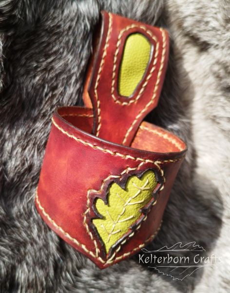 "Oak Leaf" Leather Belt Horn Holder