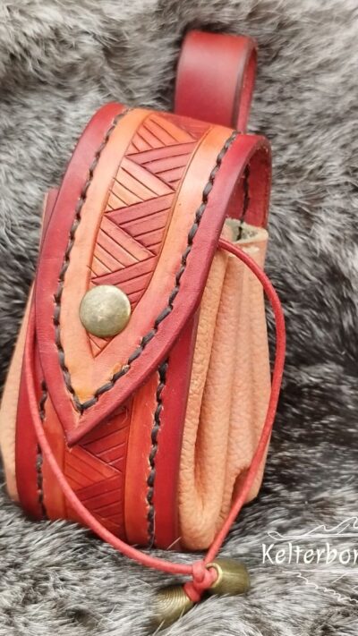 Small Leather Pouch "Nordic Triangles" - Red and Orange