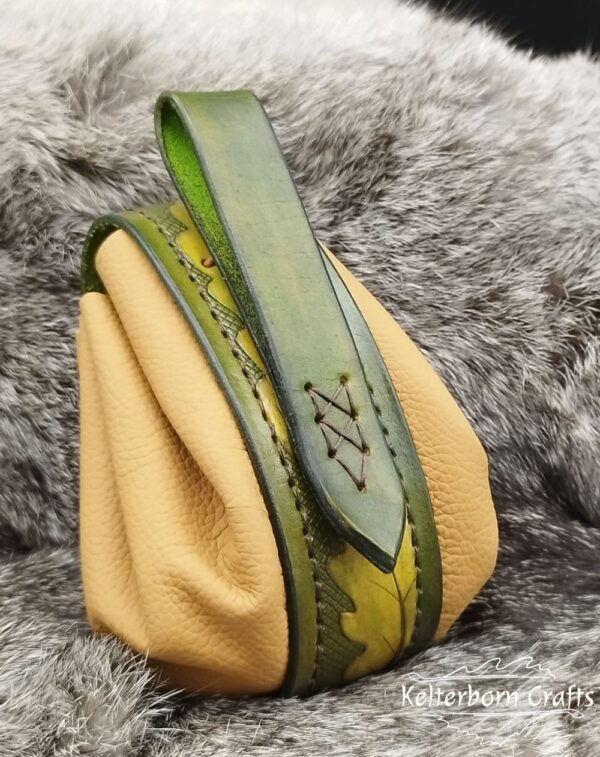 Medium Sized Leather Pouch "Oak Leaves" - Green and Beige