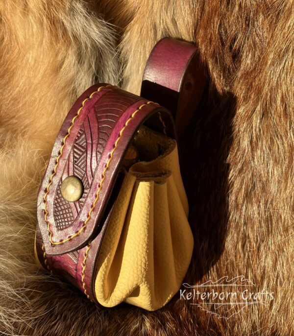 Small Leather Pouch "Scales" - Purple and Yellow